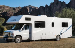 Pet Friendly 2018 Thor Motor Coach Four Winds 28A