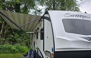 2020 Surveyor Luxury 267RBSS RV rental photo 3