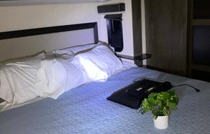 Festival&Pet Friendly Fifth Wheel
