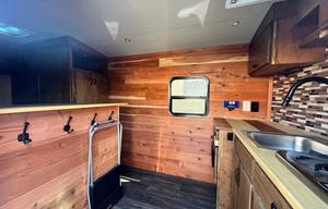 2021 Van trailer Carson Bh121