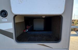 2013 Thor Motor Coach ACE 29 2