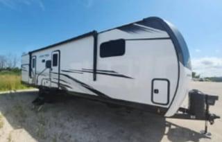 Sporttrek w/ Bunkroom; Bath & Half; Delivery $85.