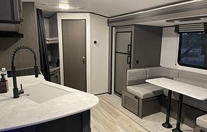 Ultra Lite 2022 Cruiser MPG 2500BH