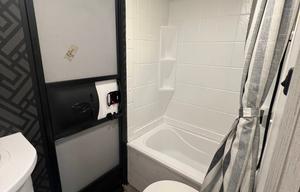 Huge 2 bedroom 2 bathroom 5th wheel