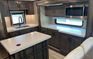 Luxury Rear kitchen Grand Design Solitude
