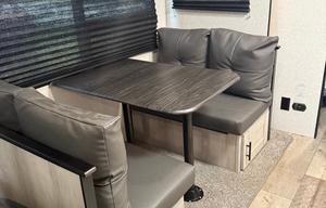 KZ Connect Clean 30’ Travel Trailer