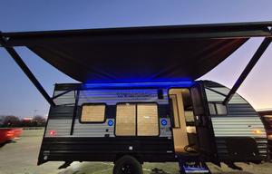 2021 Tow Hauler Wolf Pup ! Patio Gate, Solar Panel