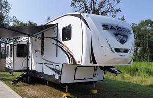 2021 Sabre 36BHQ RV rental photo 7