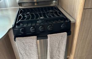 2019 Airstream RV Flying Cloud 23CB RV rental photo 5