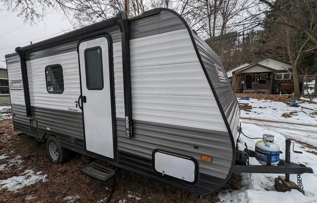 2022 Coleman Lantern LT 17B