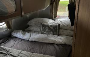Airstream Flying Cloud 30 Bunk