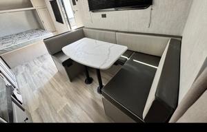 2025 Viking 25QBH
