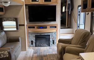 2017 Forest River RV Rockwood Signature Ultra Lite 8280WS RV rental photo 7