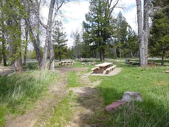 001, Loop: AREA ASPEN GROVE GROUP USE AREA