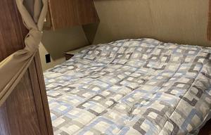 2017 Dutchmen RV Coleman Lantern Series 263BH