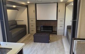2026 Prime Time RV Avenger 30PO