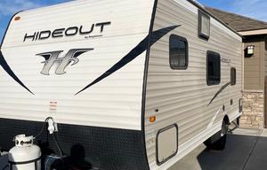 Hideout Bunkhouse-Easy Tow