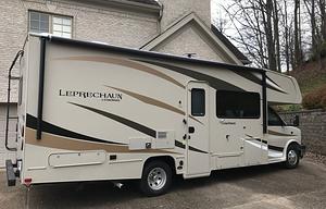 2018 Coachmen Leprechaun - LPA233