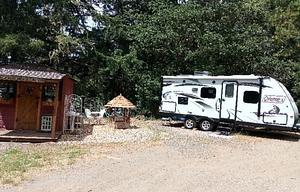 THE BEAR HOUSE- 2014 Dutchmen RV COLEMAN 194QB
