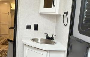 "Feathered Nest" Jayco  Sleeps 6  Delivery Only