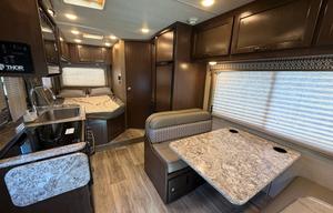 2018 Thor Motor Coach Freedom Elite 23H