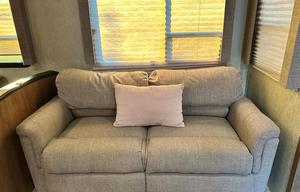 Keystone Laredo 2015 RV Trailer Rental