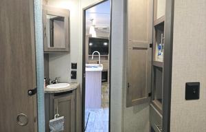 2021 CrossRoads RV Sunset Trail SS331BH