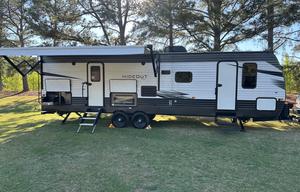 Keystone Hideout 29DFS Bunkhouse