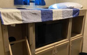 "D and R's Home Away From Home RV Rental"