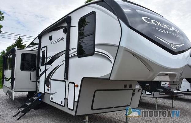 Grandma's and Grandpa's 5th wheel camper - Walker Run Farm