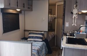 Close to theme parks and many great campgrounds!