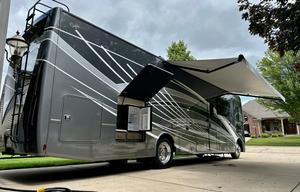 2023 Thor Luminate • Family RV + Free WiFi