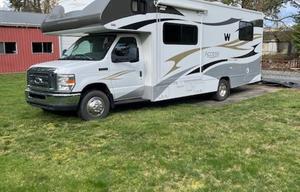 2011 Winnebago Access 31C