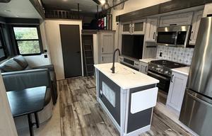 * Your Home Away From Home 2b/2b * Delivery Only *
