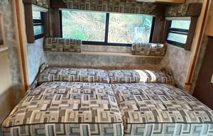 Beautiful, Spacious, Easy Driving Winnebago!
