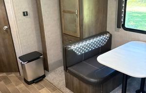 2019 Dutchmen RV Coleman Light 2405BH