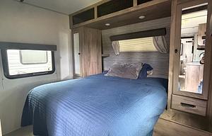 Fully equipped and super cozy camper