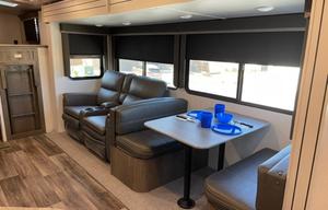 2021 Bunkhouse / KING Bed!!!  ***Delivery Only***