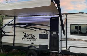 2018 Jayco Jay Flight 21QB RV rental photo 1