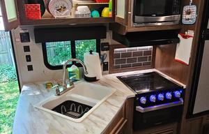 Awesome Bunkhouse. Great for up to 10 guests.