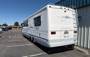 1997 International RV Manufacturing Tropical Tropical RV rental photo 3