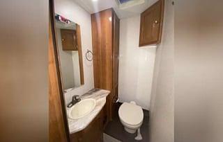 Coachmen Leprechaun 270QB