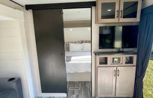 *BRAND NEW* 2025 Jayco - KING BED