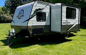 2022 Ozark 1680BSK RV rental photo 2