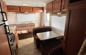 2011 Eclipse Milan T18FBSG RV rental photo 12