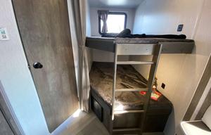 2020 Forest River RV Salem Cruise Lite 263BHXL RV rental photo 11