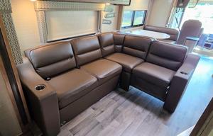 2019 Jayco Precept 33U RV rental photo 8
