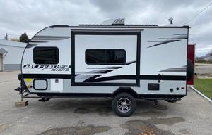 Easy Tow Couples Trailer