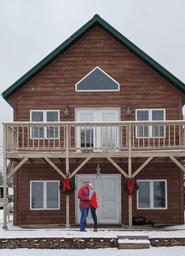 Lakeside Cabin Rentals & RV Park