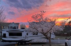 Family Camper:Sleeps 8/2Bed Rm/3Beds & Delivered